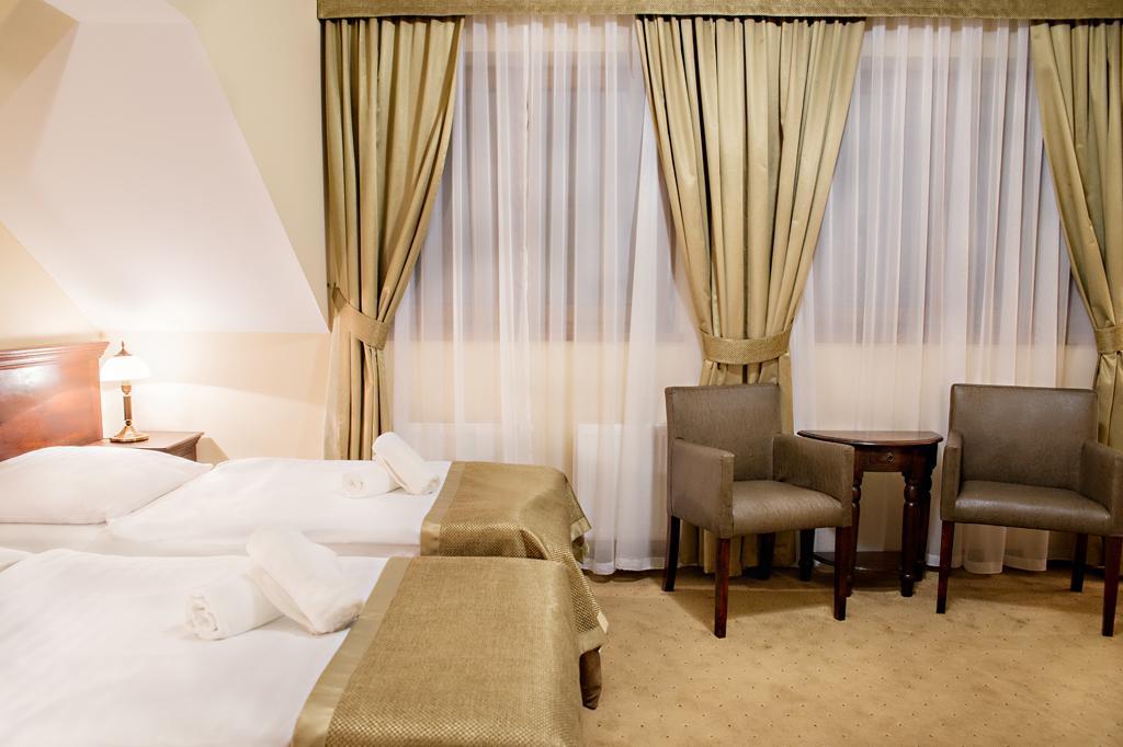 Hotel Carmen Карпач Экстерьер фото